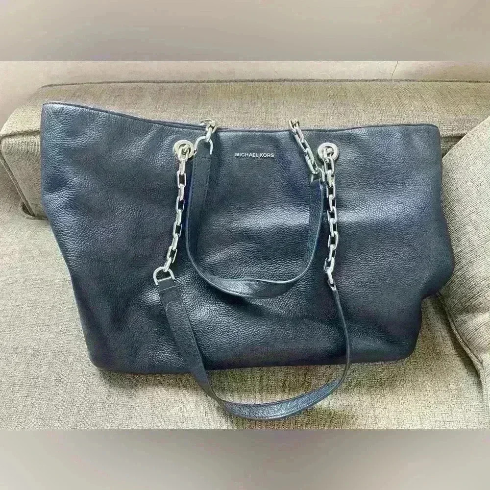 Michael Kors Large Black Pebble Leather Laptop Bag #A05